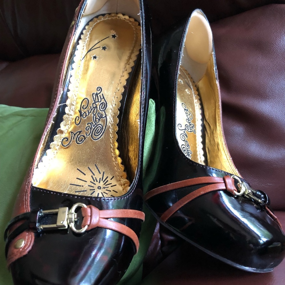 Naughty Monkey platform pumps